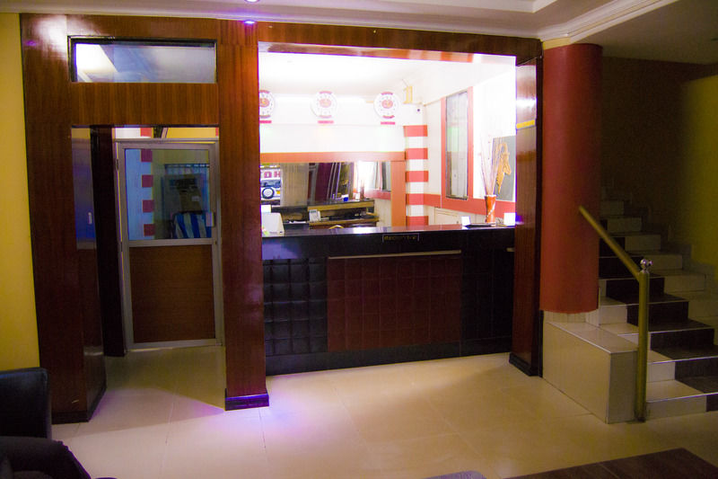 Royal City Dubai Complex Kisumu Eksteriør bilde