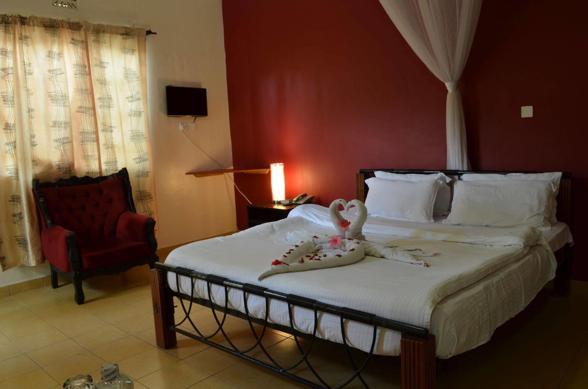 Royal City Dubai Complex Kisumu Eksteriør bilde