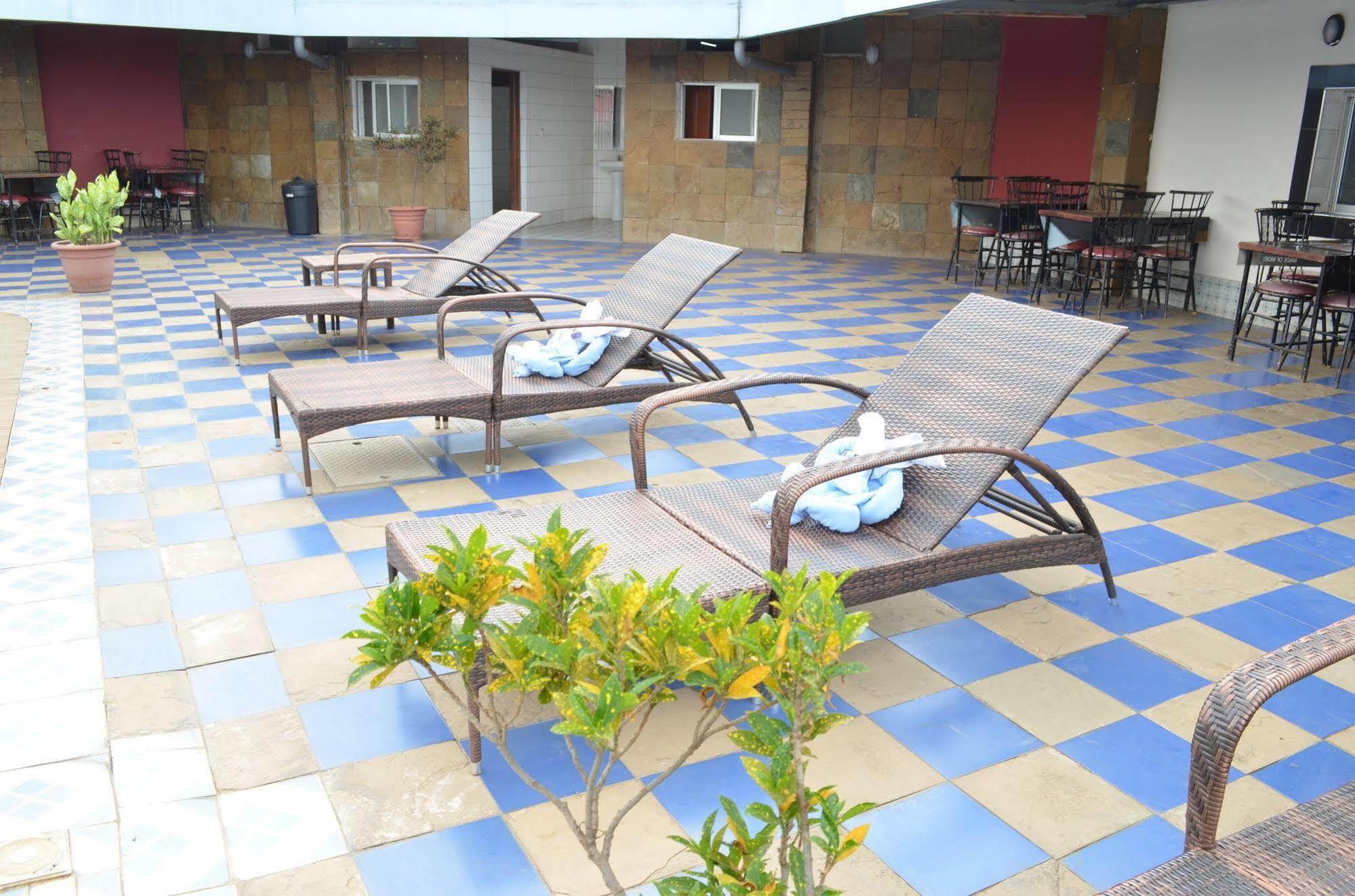 Royal City Dubai Complex Kisumu Eksteriør bilde