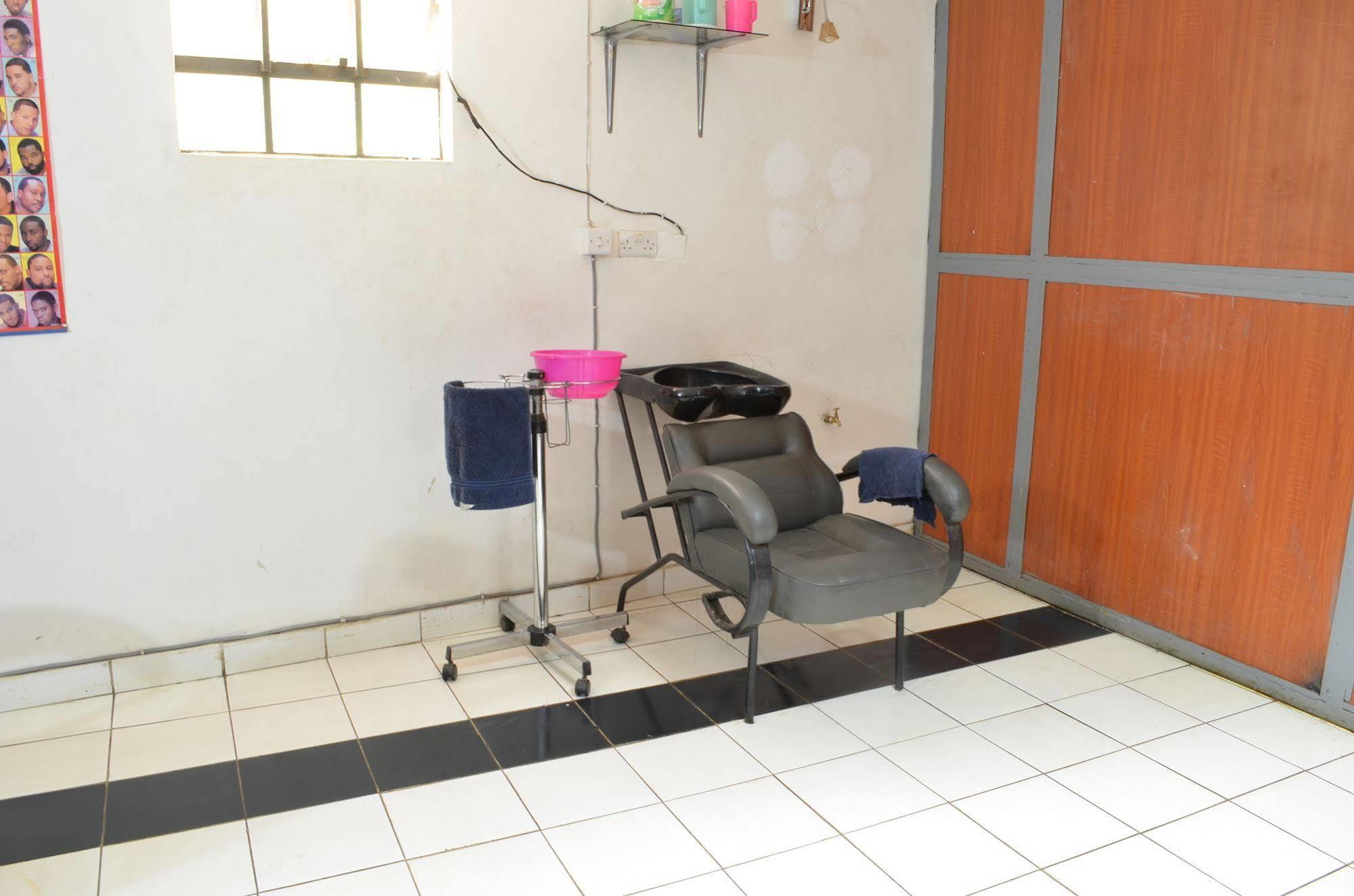 Royal City Dubai Complex Kisumu Eksteriør bilde